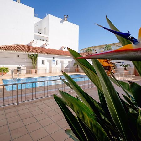 Hotel Apartamentos Loto Conil Conil De La Frontera Zewnętrze zdjęcie