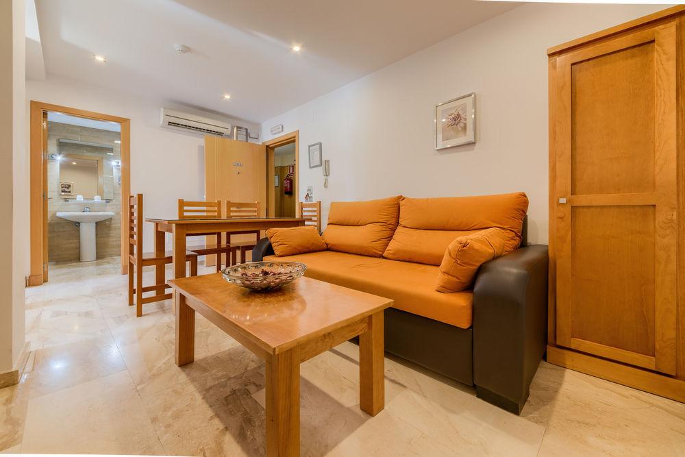 Hotel Apartamentos Loto Conil Conil De La Frontera Zewnętrze zdjęcie