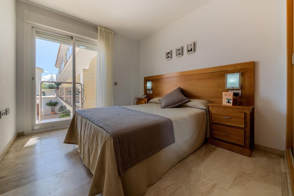 Hotel Apartamentos Loto Conil Conil De La Frontera Zewnętrze zdjęcie