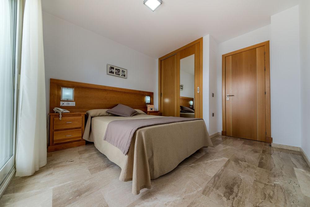 Hotel Apartamentos Loto Conil Conil De La Frontera Zewnętrze zdjęcie