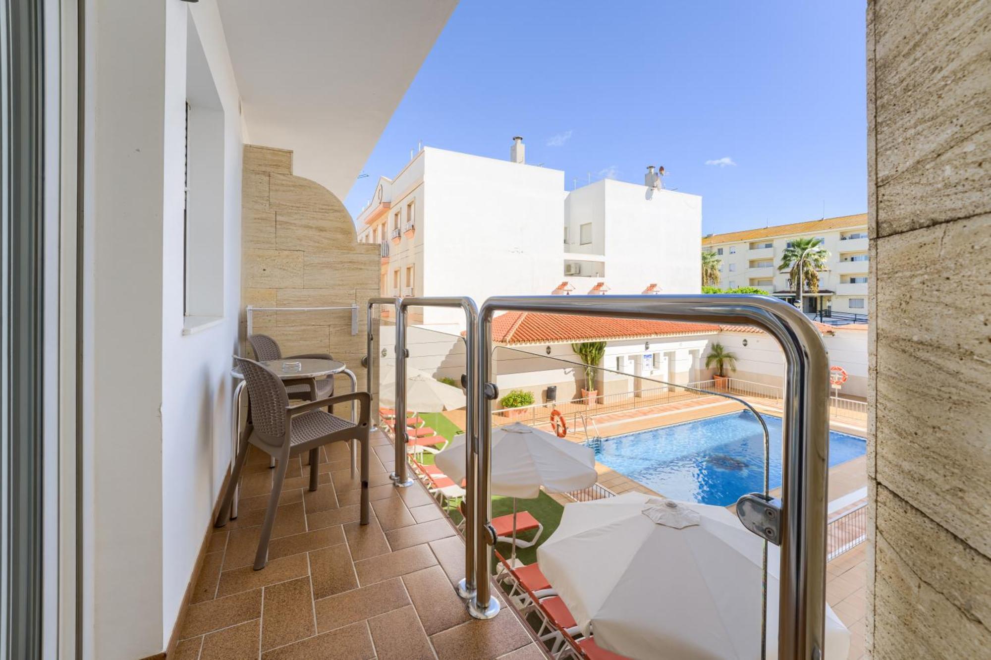Hotel Apartamentos Loto Conil Conil De La Frontera Zewnętrze zdjęcie