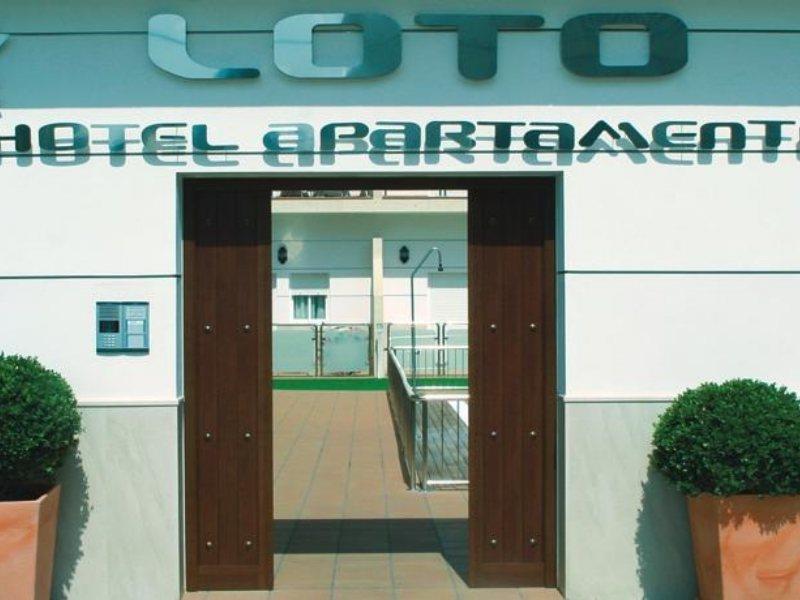 Hotel Apartamentos Loto Conil Conil De La Frontera Zewnętrze zdjęcie