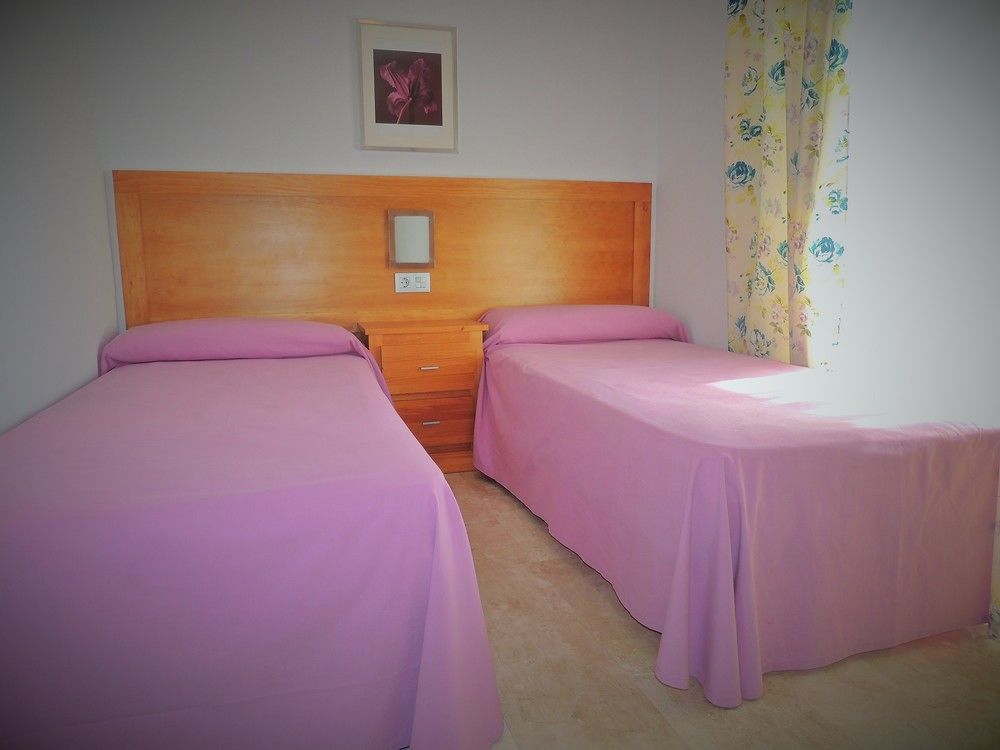 Hotel Apartamentos Loto Conil Conil De La Frontera Zewnętrze zdjęcie